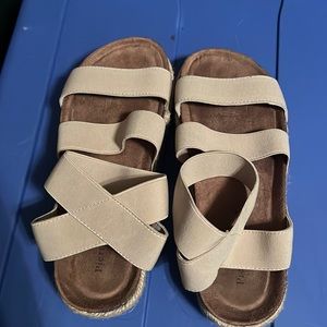 Ladies sandals